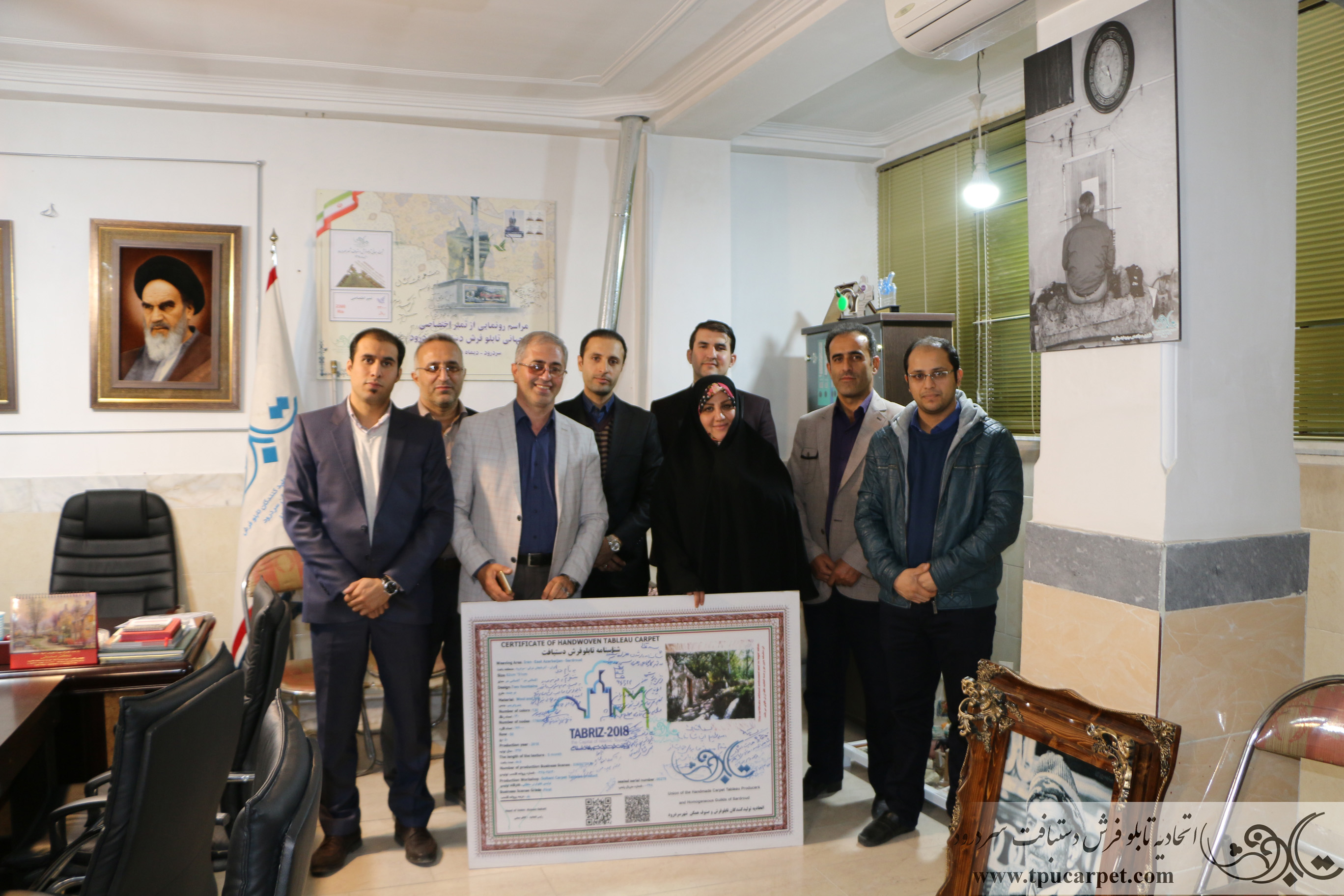 گزارش تصویری از بازدید رئیس مرکز ملی فرش ایران از کارگاه ها و گالری های تابلوفرش سردرود
